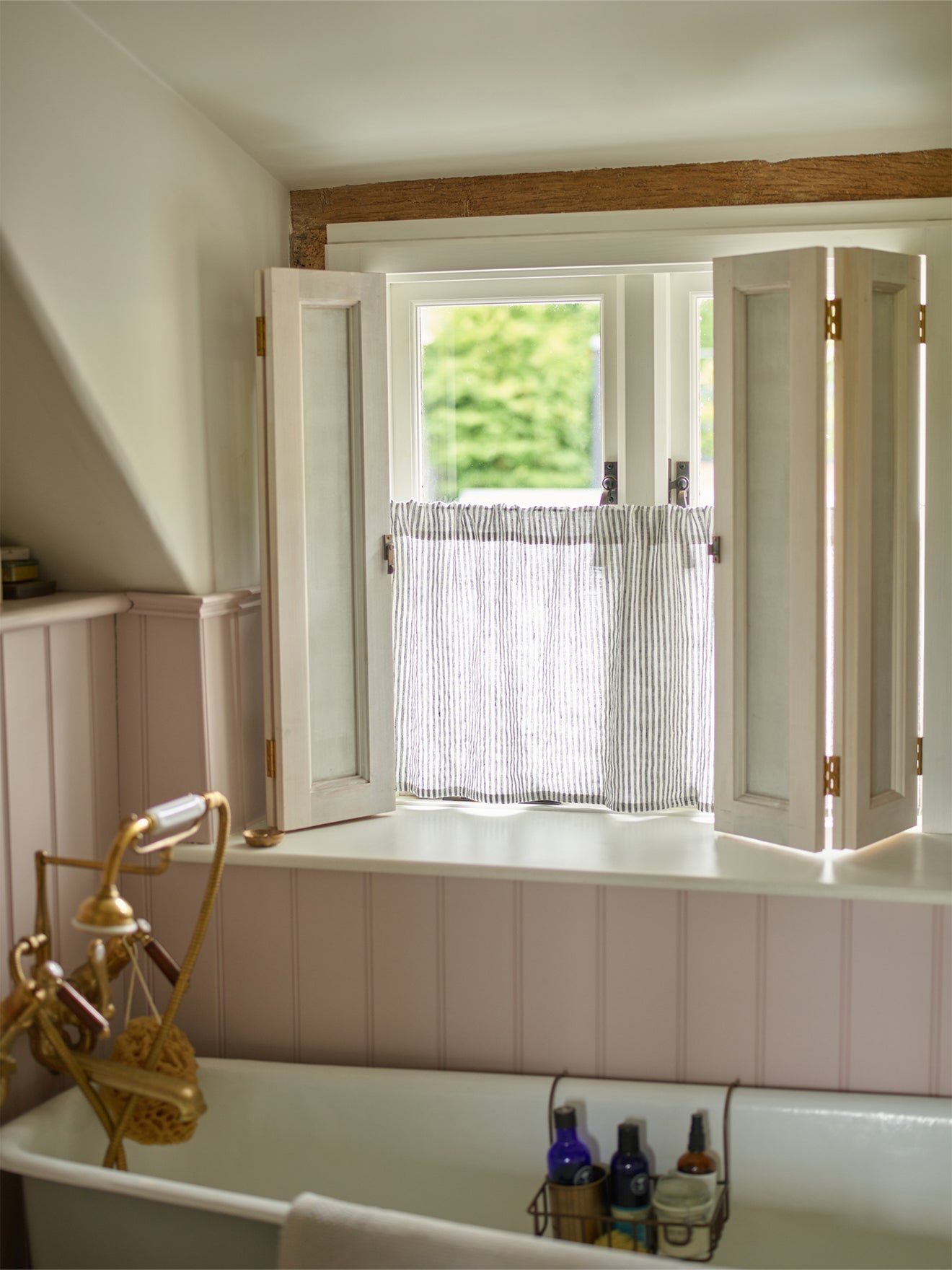 Grove Bar Latch, Antique Brass