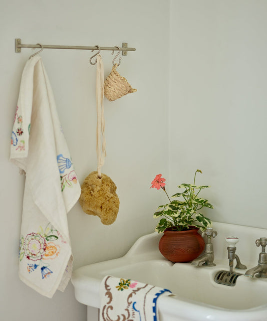 Grove Hanging Rail, Matt Nickel